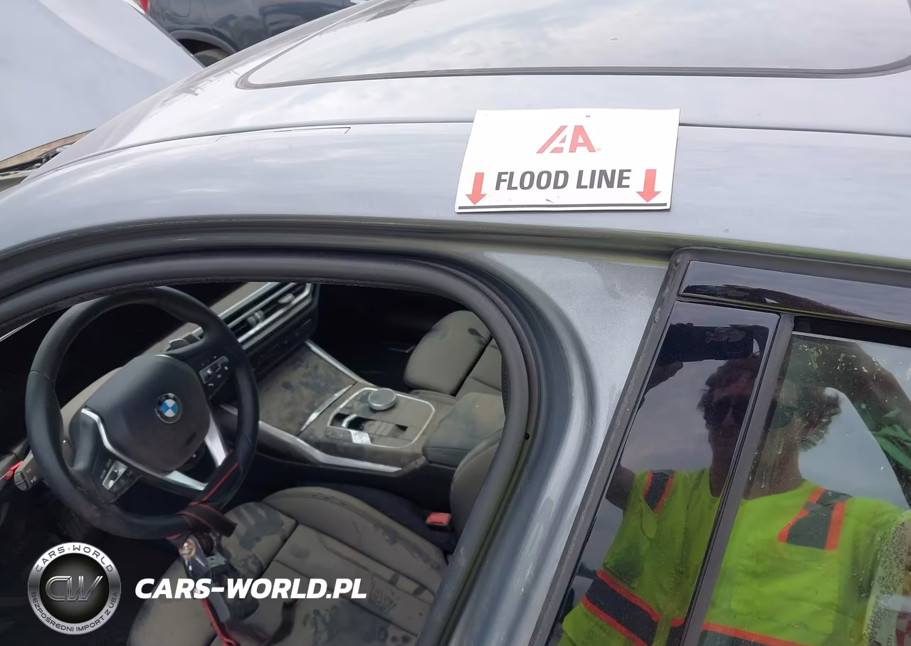 2023 BMW 330I VIN:3MW69FF07P8D24067 - 6