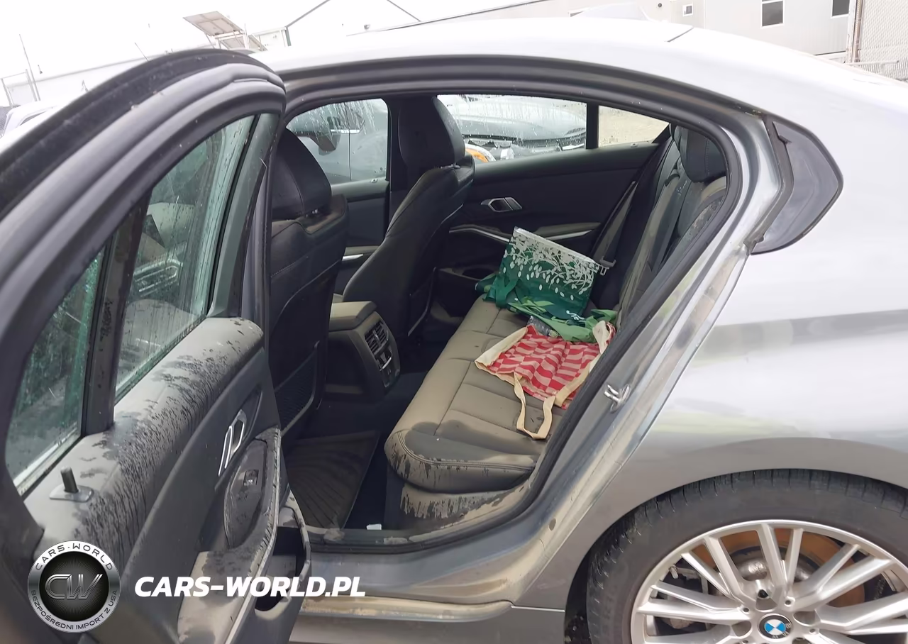 2023 BMW 330I VIN:3MW69FF07P8D24067 - 8