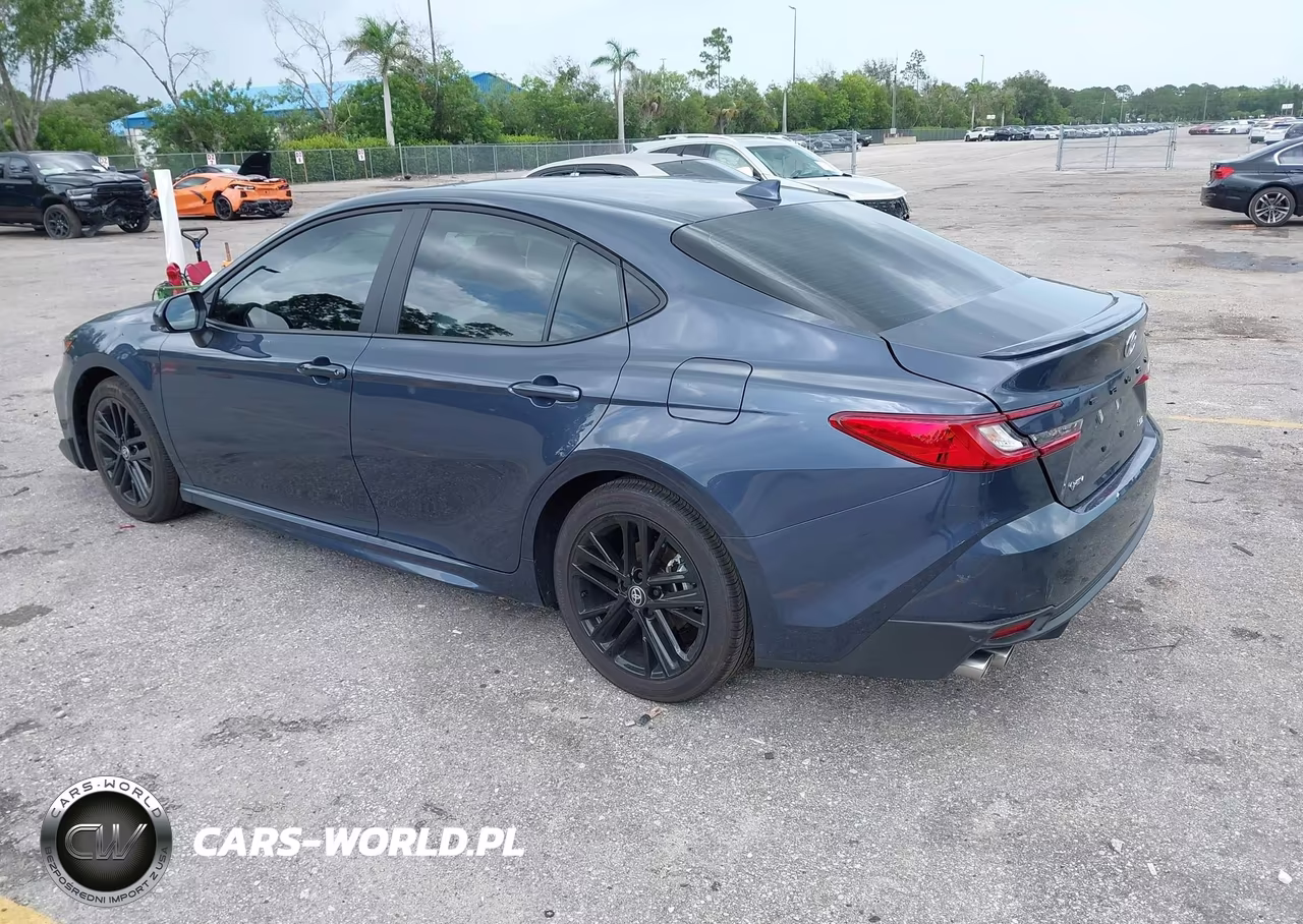 2026 Toyota Camry Se VIN:4T1DAACK0TU722921 - 3