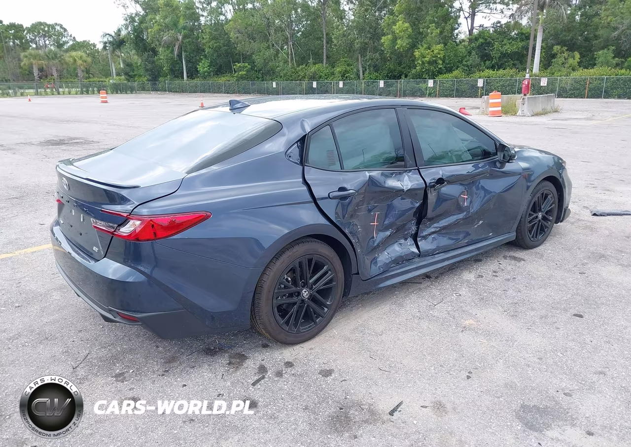 2026 Toyota Camry Se VIN:4T1DAACK0TU722921 - 4