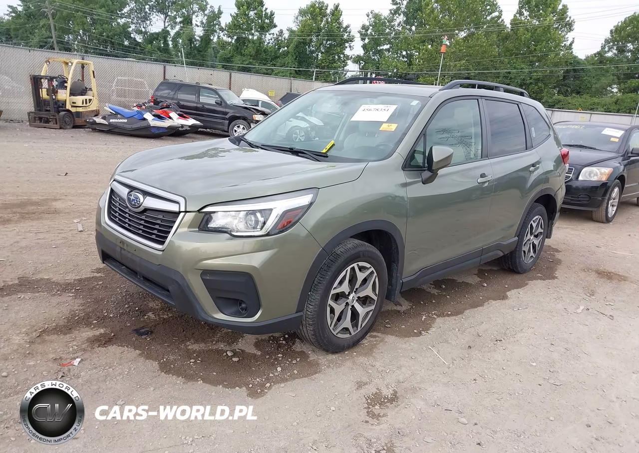 2019 Subaru Forester Premium VIN:JF2SKAEC0KH427860 - 2