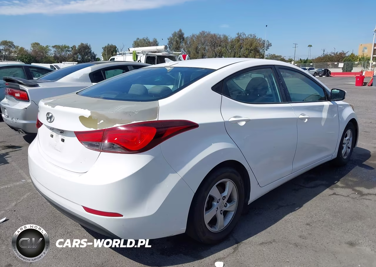 2015 Hyundai Elantra Se VIN:5NPDH4AE9FH554029 - 4
