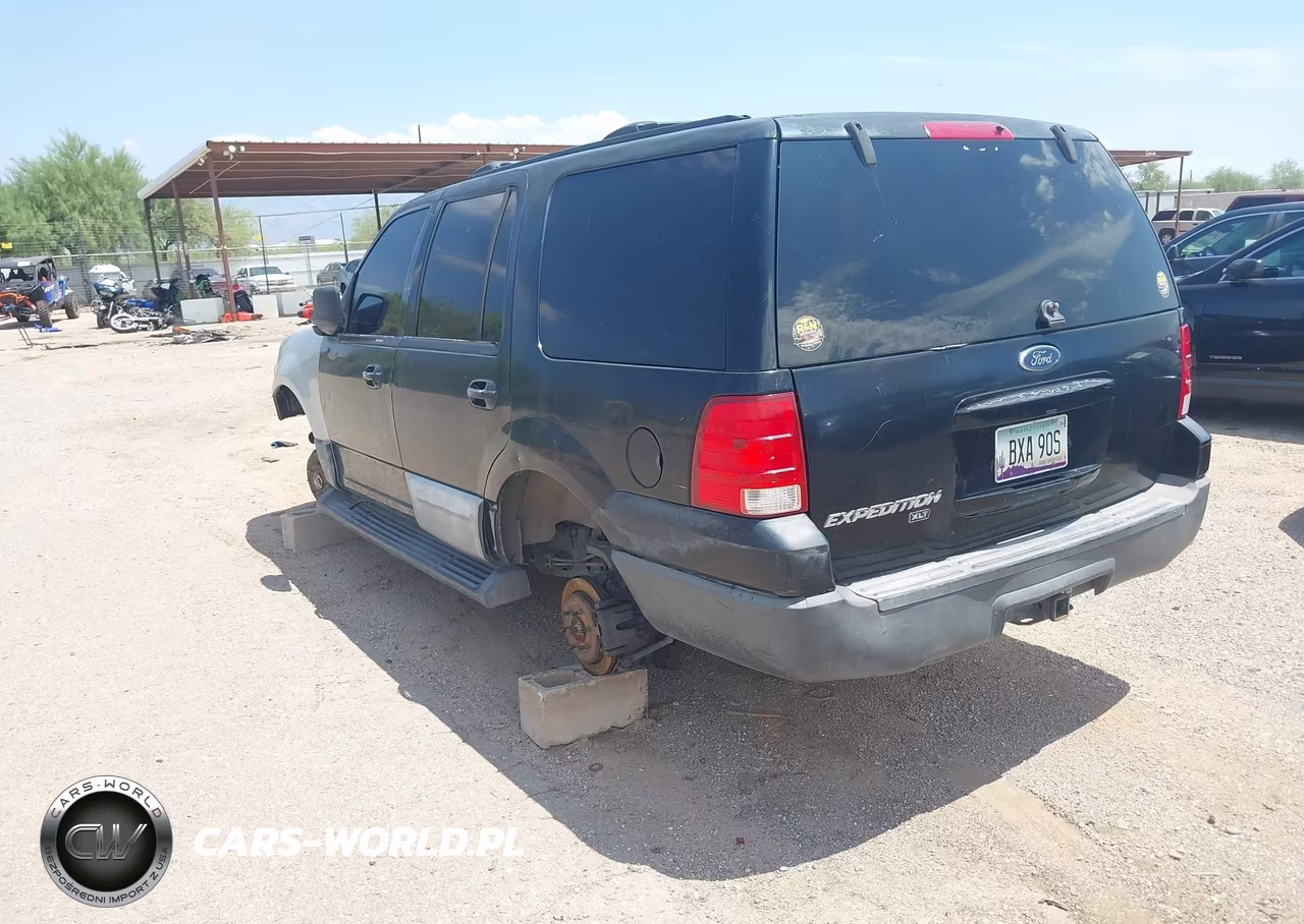 2004 Ford Expedition Xlt VIN:1FMPU16W04LA80582 - 3