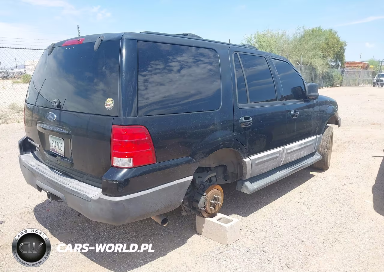 2004 Ford Expedition Xlt VIN:1FMPU16W04LA80582 - 4