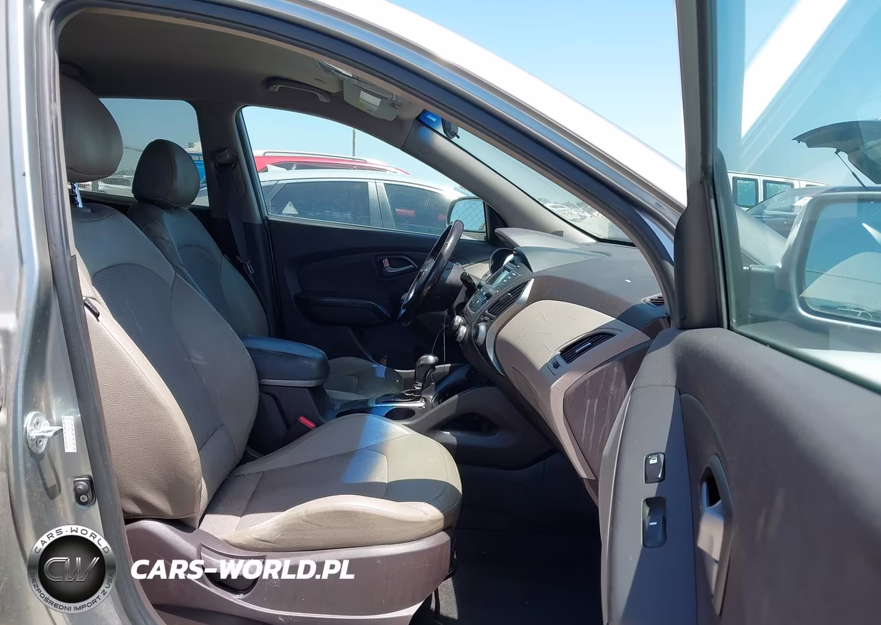 2015 Hyundai Tucson Se VIN:KM8JU3AG0FU089023 - 5