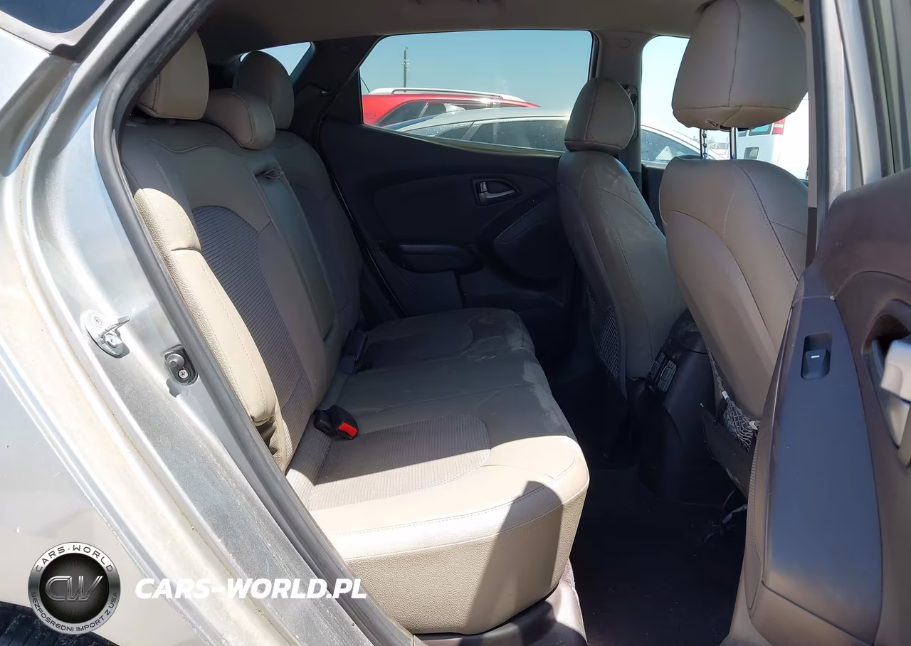 2015 Hyundai Tucson Se VIN:KM8JU3AG0FU089023 - 8
