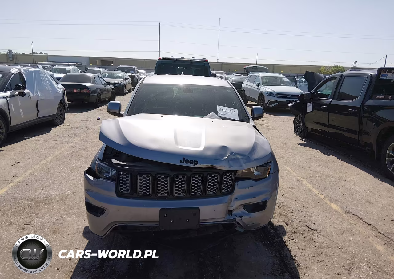 2021 Jeep Grand Cherokee Laredo X 4X4 VIN:1C4RJFAG2MC857993 - 11