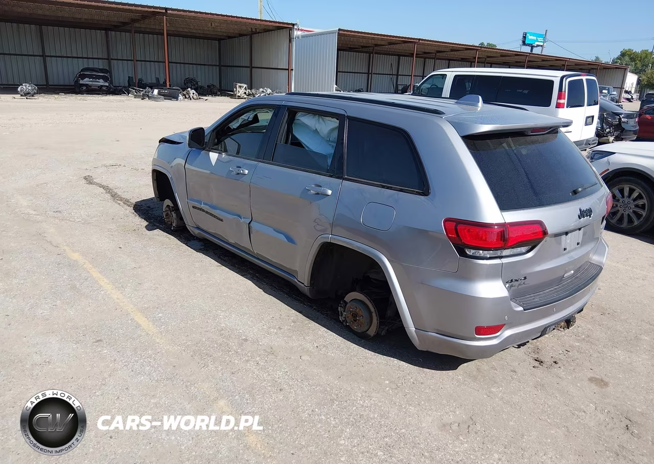 2021 Jeep Grand Cherokee Laredo X 4X4 VIN:1C4RJFAG2MC857993 - 3
