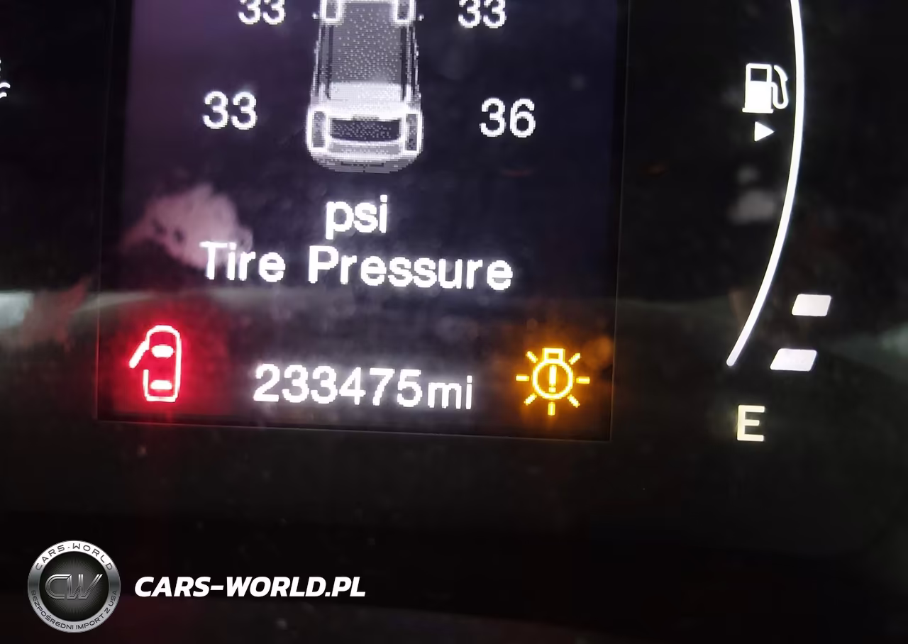 2017 Jeep Renegade Sport VIN:ZACCJAAB9HPG18021 - 7