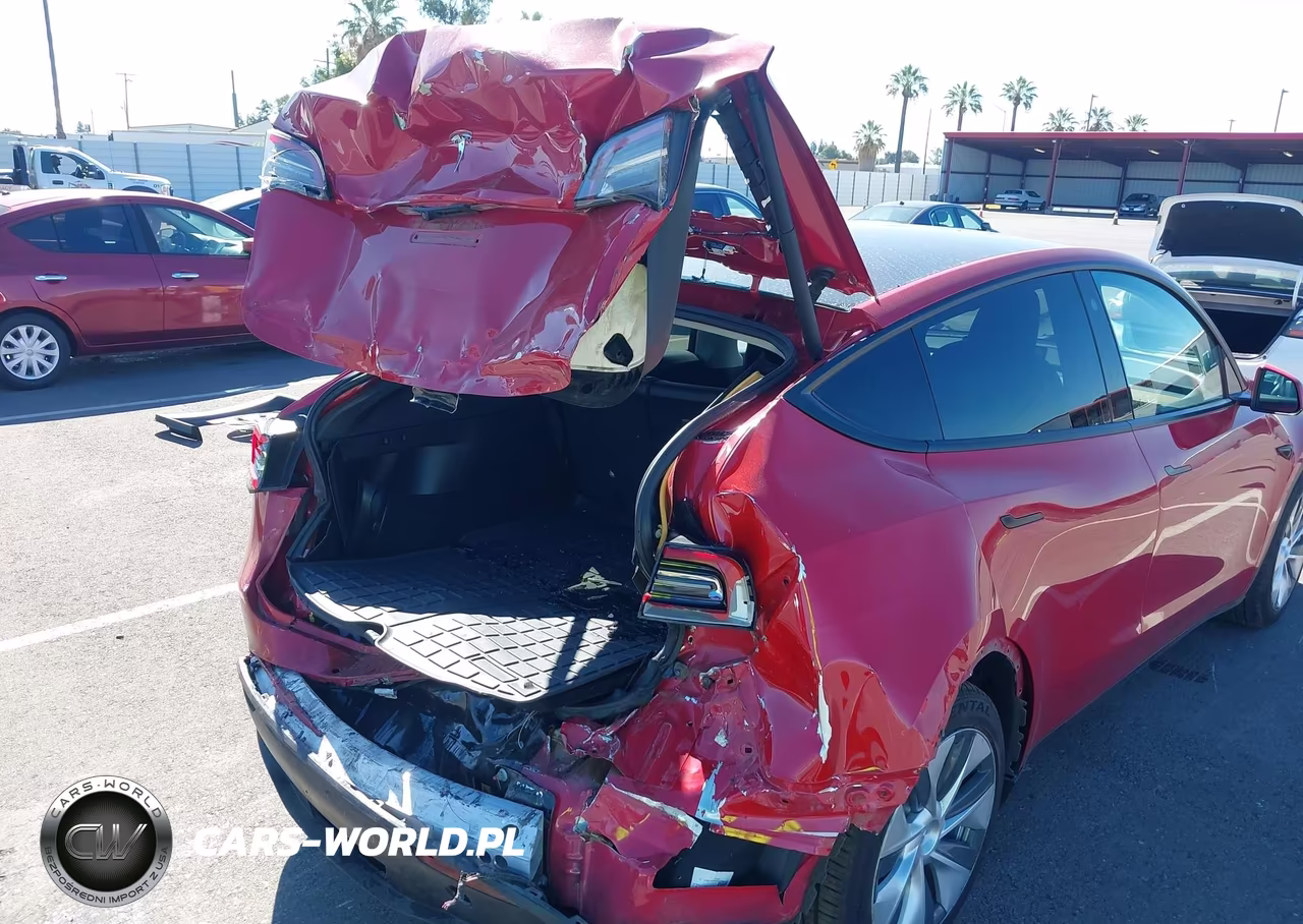 2022 Tesla Model Y Long Range Dual Motor All-Wheel Drive VIN:7SAYGDEE5NF314622 - 6