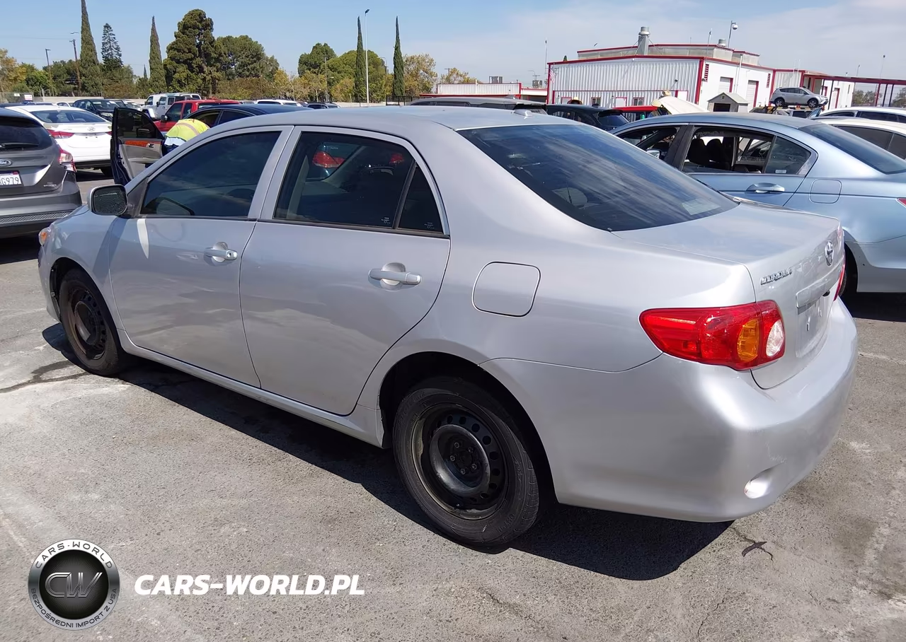 2010 Toyota Corolla Le VIN:1NXBU4EEXAZ293324 - 3