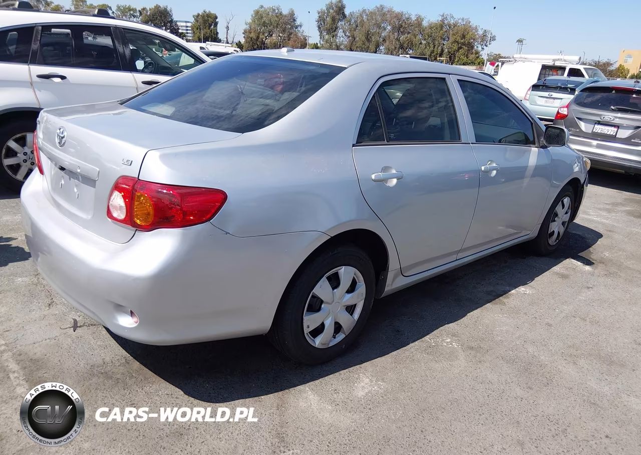 2010 Toyota Corolla Le VIN:1NXBU4EEXAZ293324 - 4