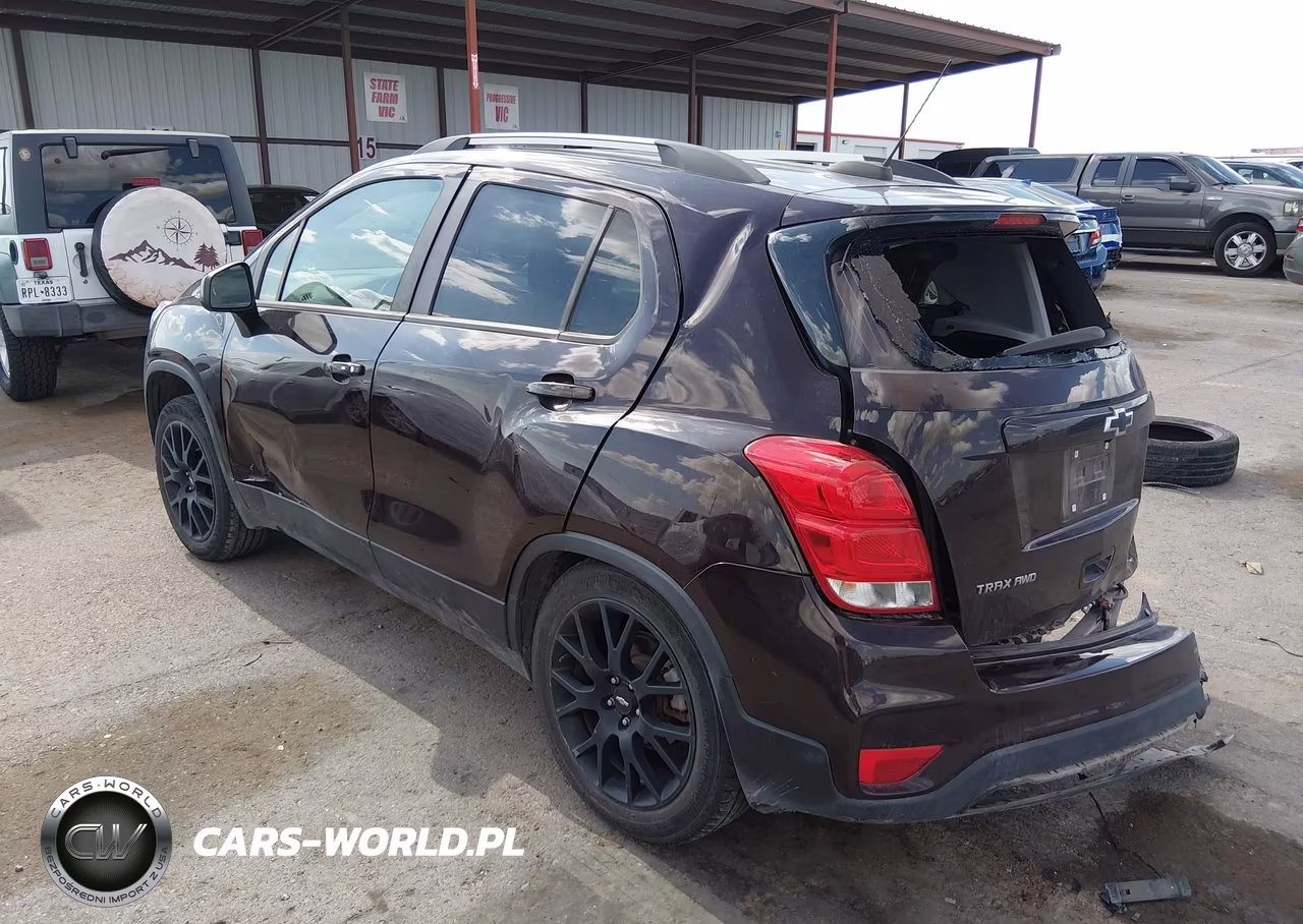 2021 Chevrolet Trax Awd Lt VIN:KL7CJPSM2MB362678 - 3