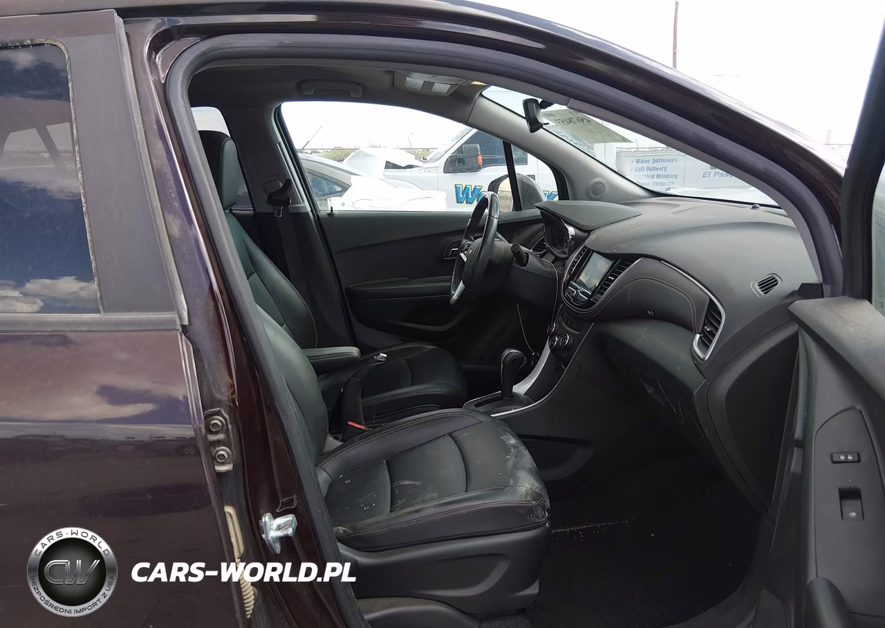 2021 Chevrolet Trax Awd Lt VIN:KL7CJPSM2MB362678 - 5