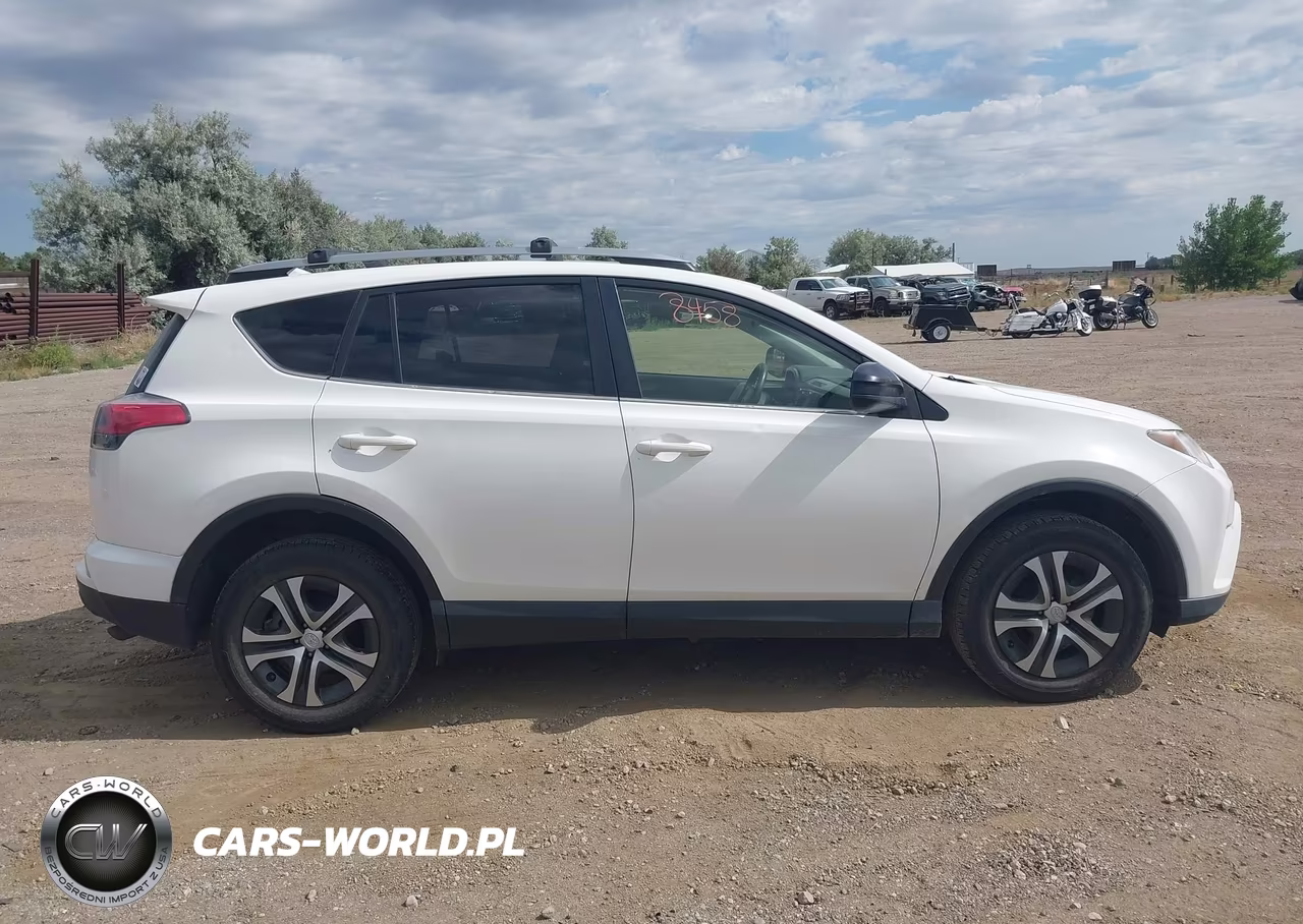 2017 Toyota Rav4 Le VIN:JTMBFREV2HJ705422 - 14