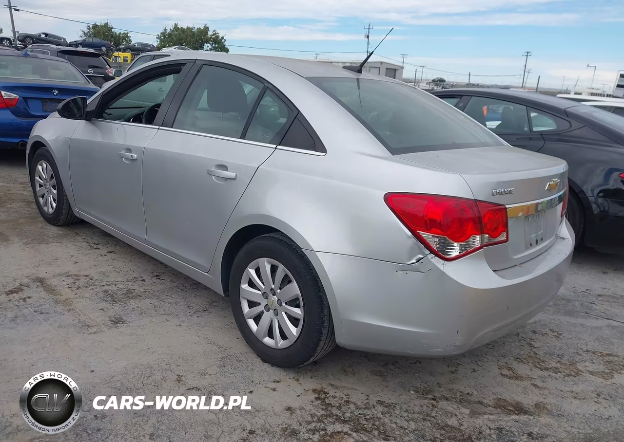 2011 Chevrolet Cruze Ls VIN:1G1PC5SH9B7123109 - 3