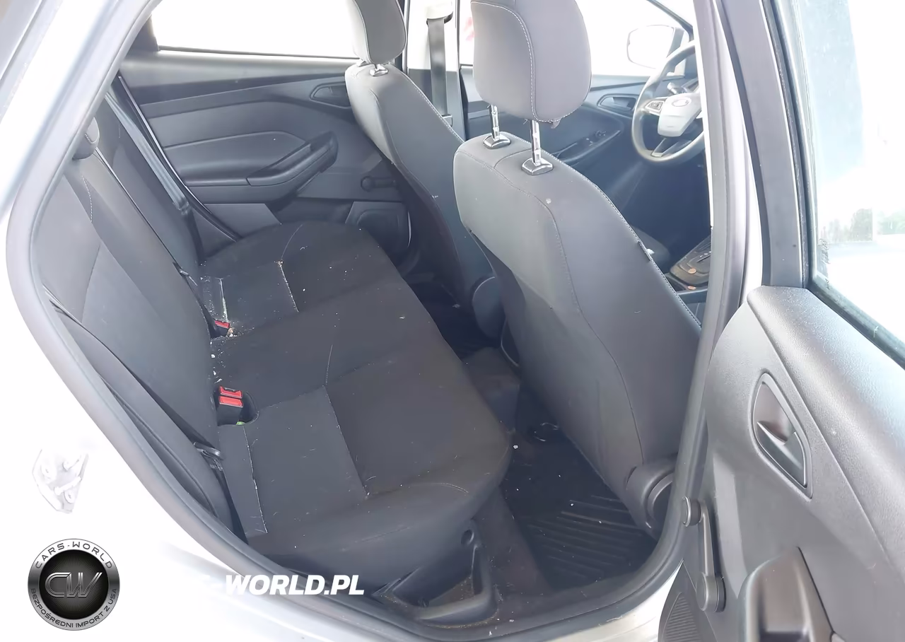 2018 Ford Focus S VIN:1FADP3E25JL208079 - 8