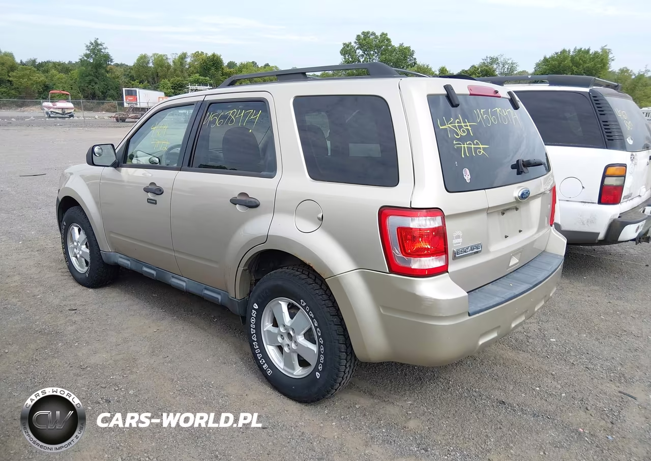 2010 Ford Escape Xlt VIN:1FMCU0D72AKA78970 - 3