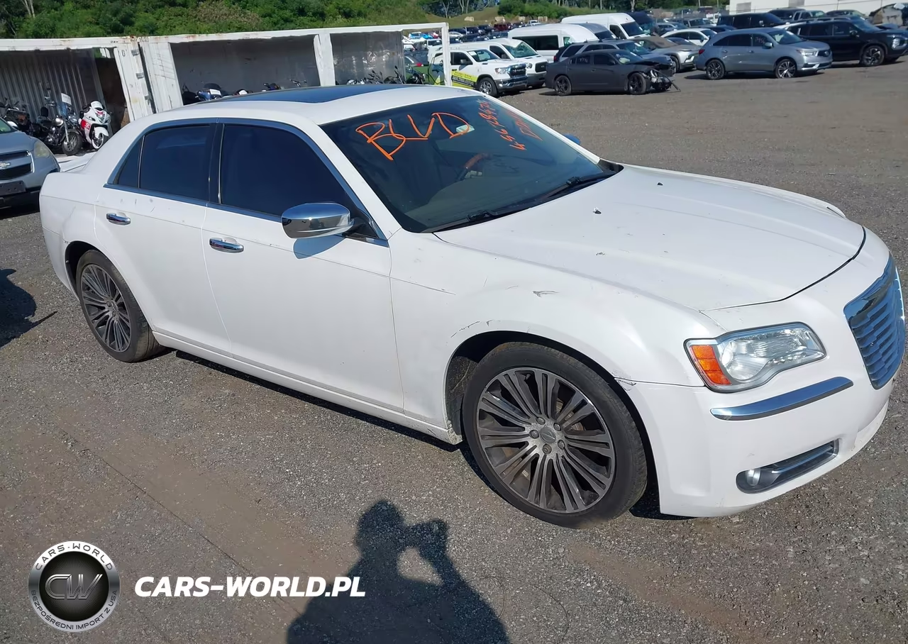 2011 Chrysler 300C – zdjęcie 1 z 15