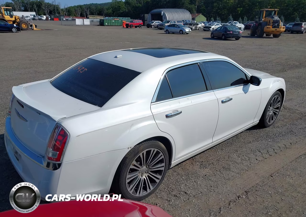 2011 Chrysler 300C VIN:2C3CA6CT9BH559701 - 4