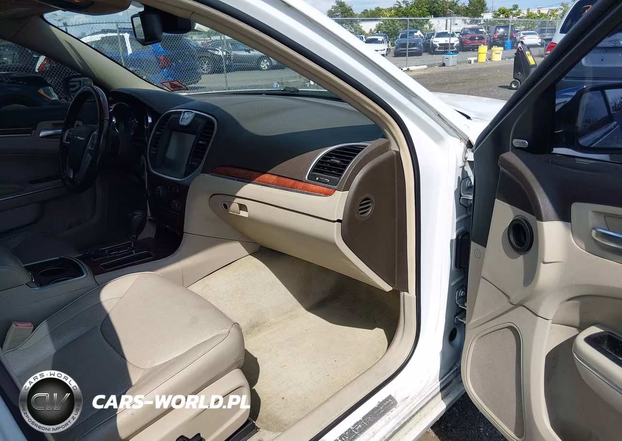 2011 Chrysler 300C VIN:2C3CA6CT9BH559701 - 5