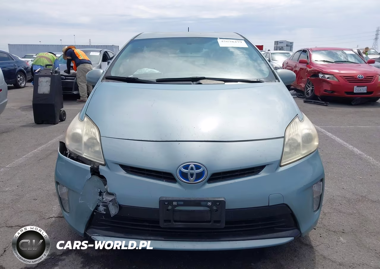 2013 Toyota Prius Three VIN:JTDKN3DU9D1682045 - 12