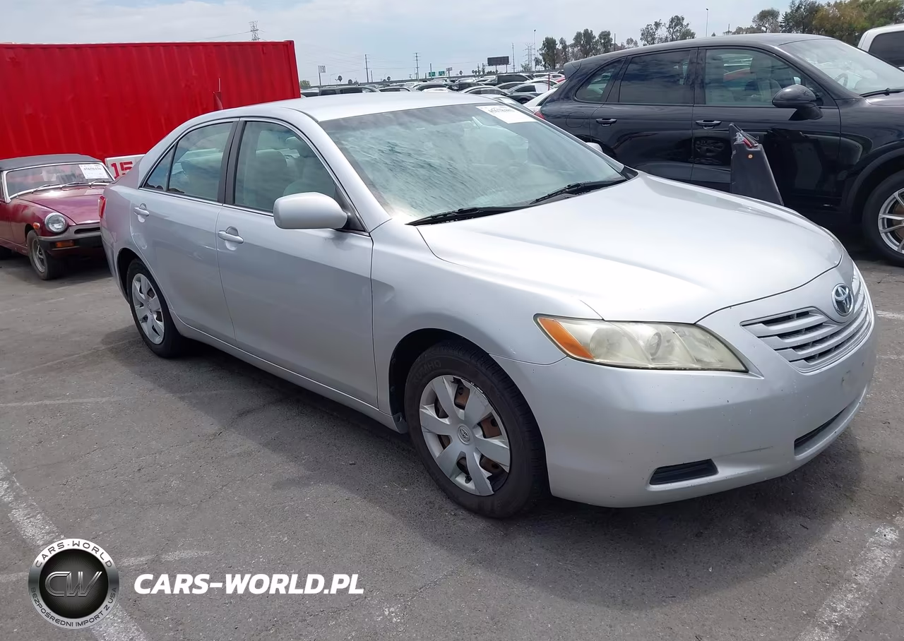 2009 Toyota Camry Le – zdjęcie 1 z 11