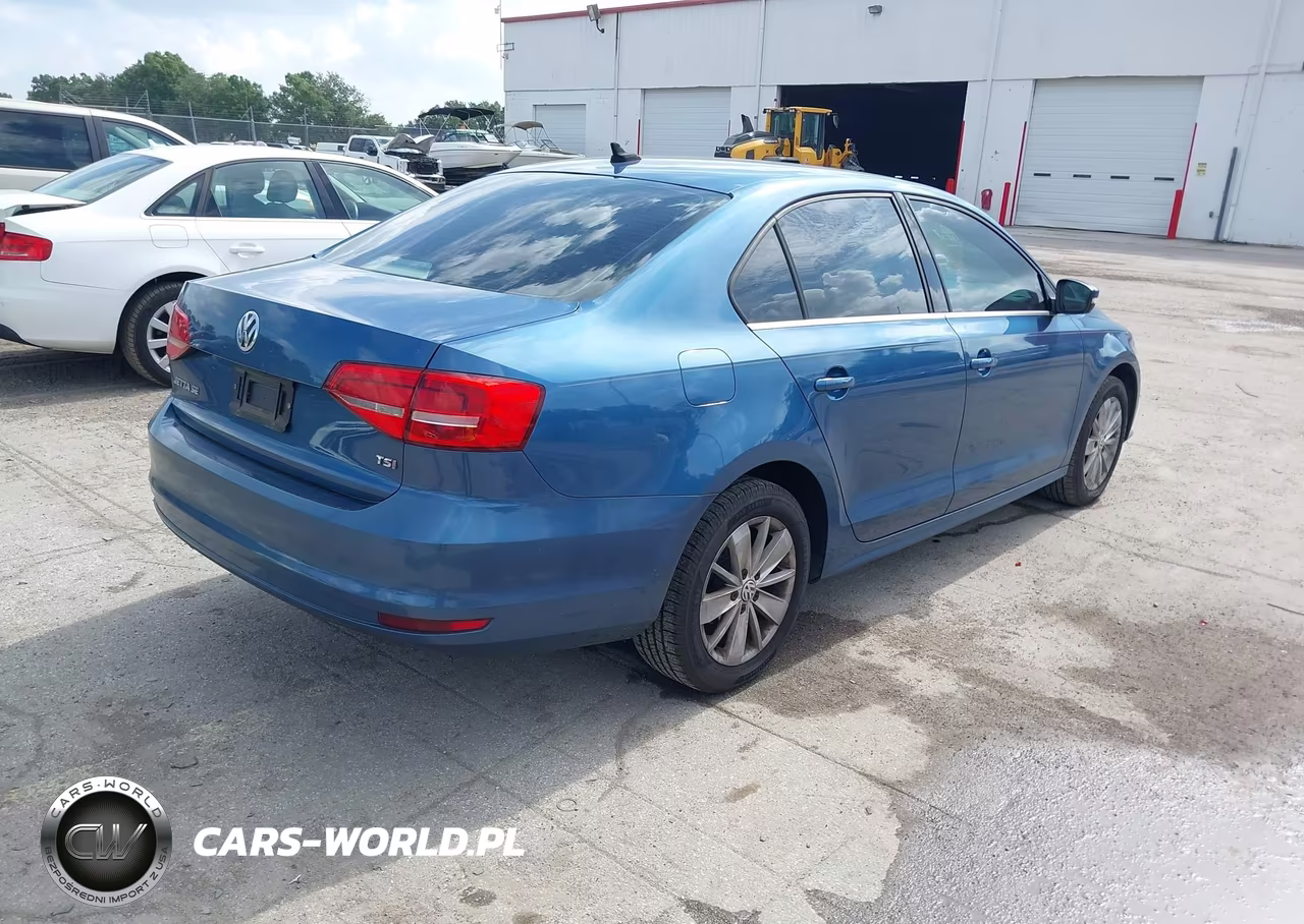 2015 Volkswagen Jetta 1.8T Se VIN:3VWD07AJ7FM284165 - 4