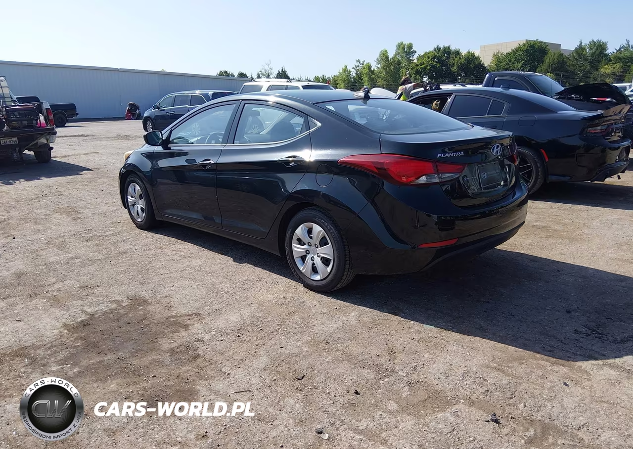 2016 Hyundai Elantra Se VIN:5NPDH4AE2GH704872 - 3