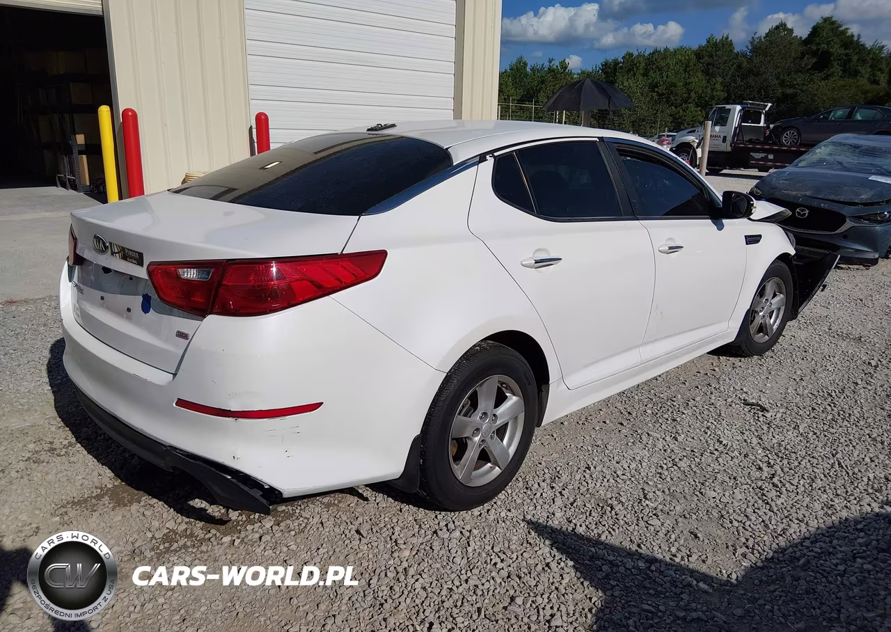 2015 Kia Optima Lx VIN:KNAGM4A74F5628660 - 4