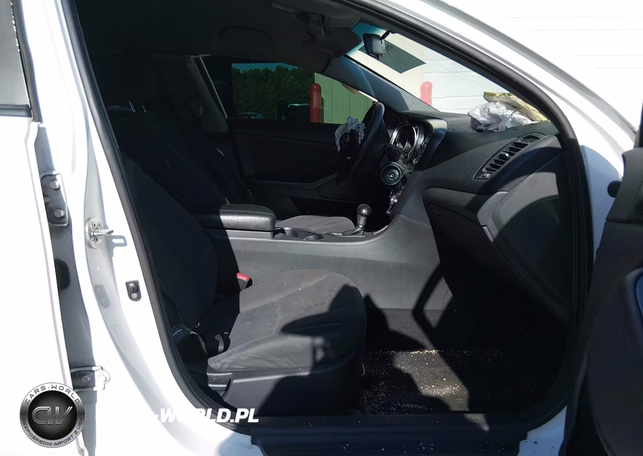 2015 Kia Optima Lx VIN:KNAGM4A74F5628660 - 5