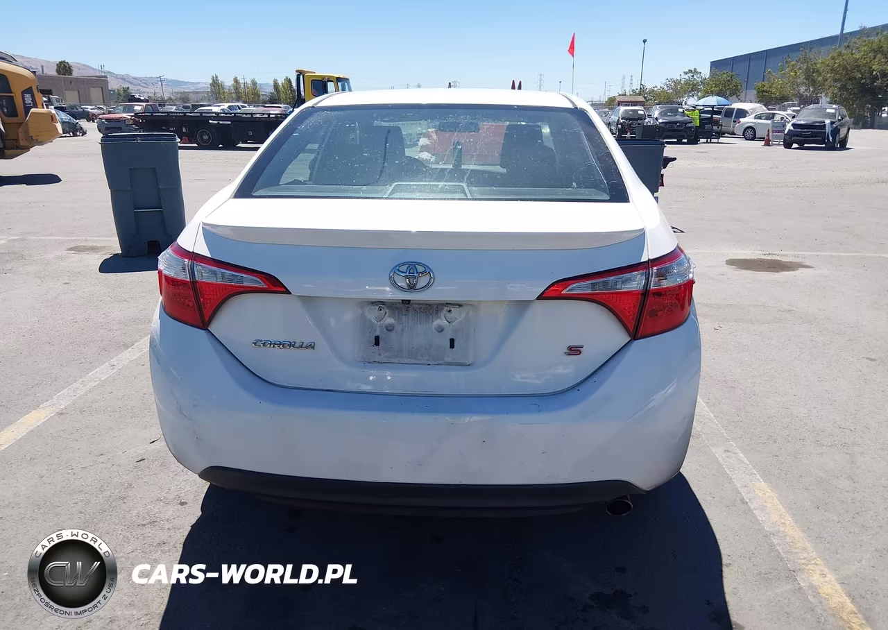 2015 Toyota Corolla S Plus VIN:5YFBURHE3FP364963 - 16