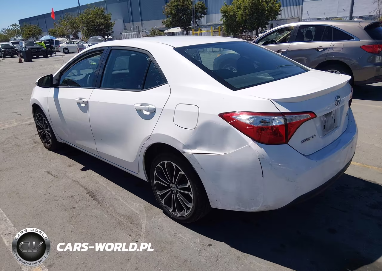2015 Toyota Corolla S Plus VIN:5YFBURHE3FP364963 - 3