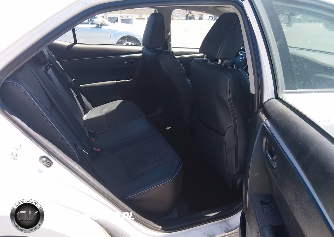2015 Toyota Corolla S Plus VIN:5YFBURHE3FP364963 - 8