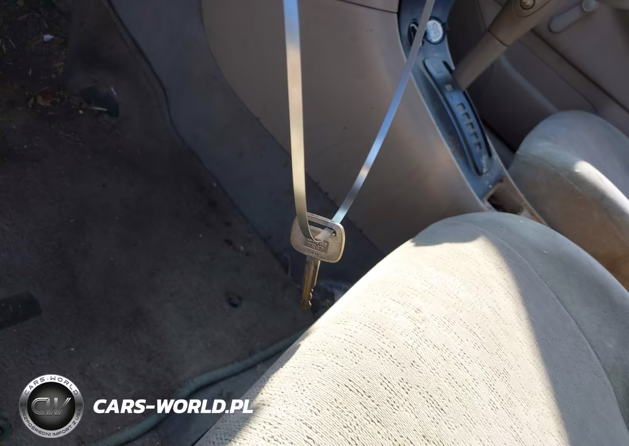 2004 Toyota Corolla Ce VIN:2T1BR32E84C215095 - 11