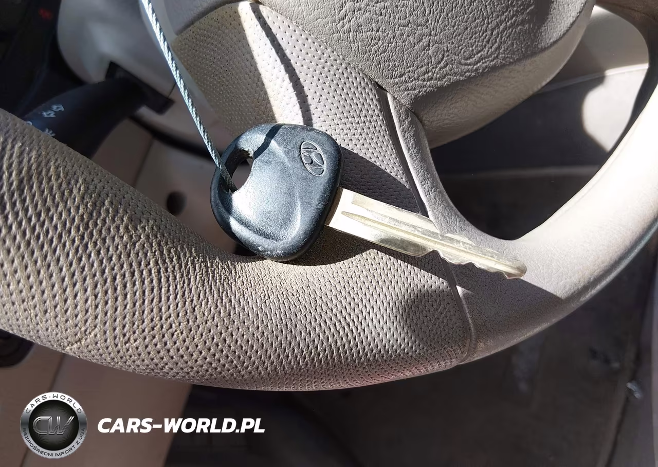 2003 Hyundai Accent Gl VIN:KMHCG45C63U466723 - 11