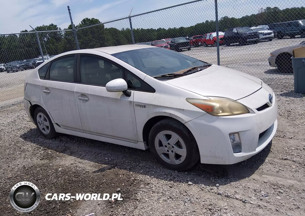 2011 Toyota Prius Three VIN:JTDKN3DU6B0326770 - 1