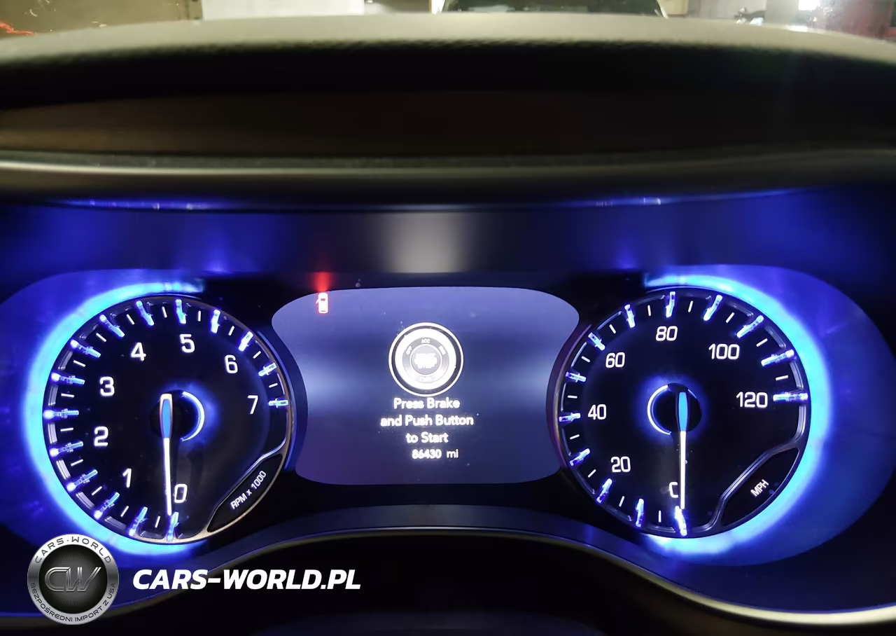 2018 Chrysler Pacifica Touring L Plus VIN:2C4RC1EG4JR121924 - 7
