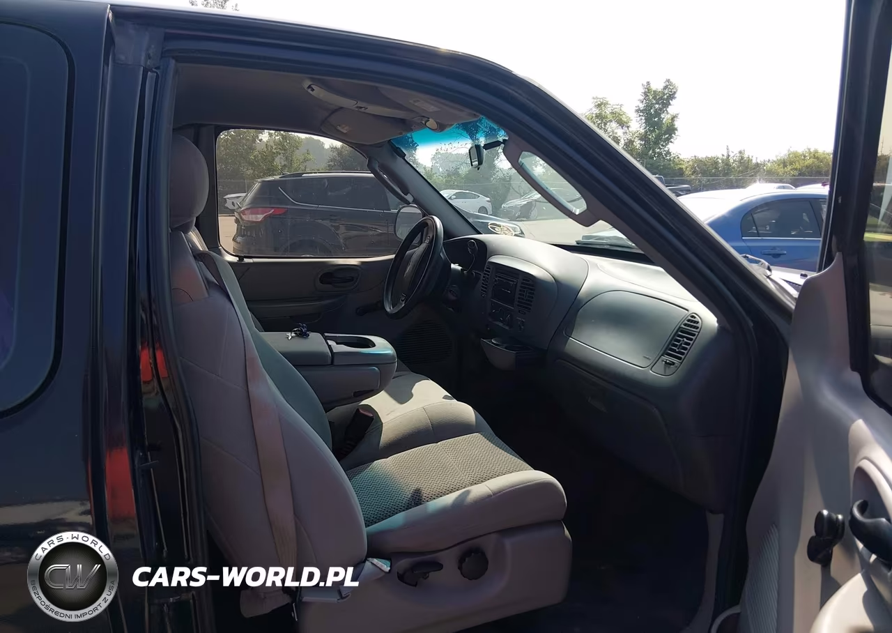 2003 Ford F-150 Xl-Xlt VIN:1FTRX07253KD43714 - 5