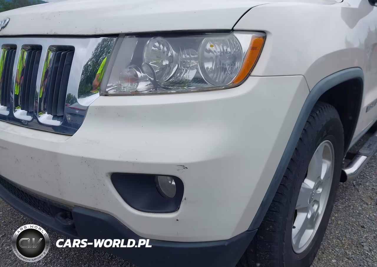 2012 Jeep Grand Cherokee Laredo VIN:1C4RJFAGXCC155743 - 14