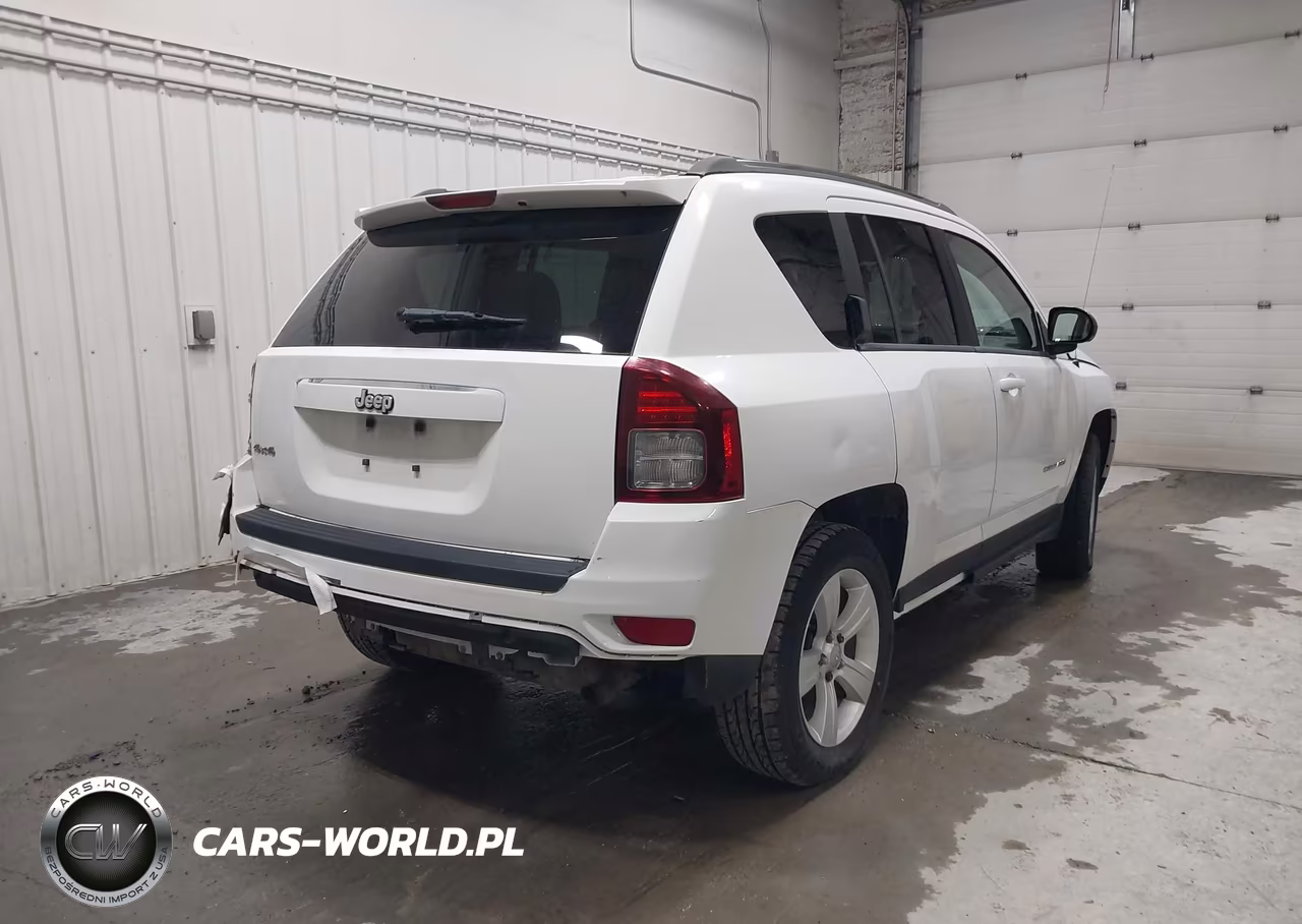 2014 Jeep Compass Sport VIN:1C4NJDBB0ED538402 - 4
