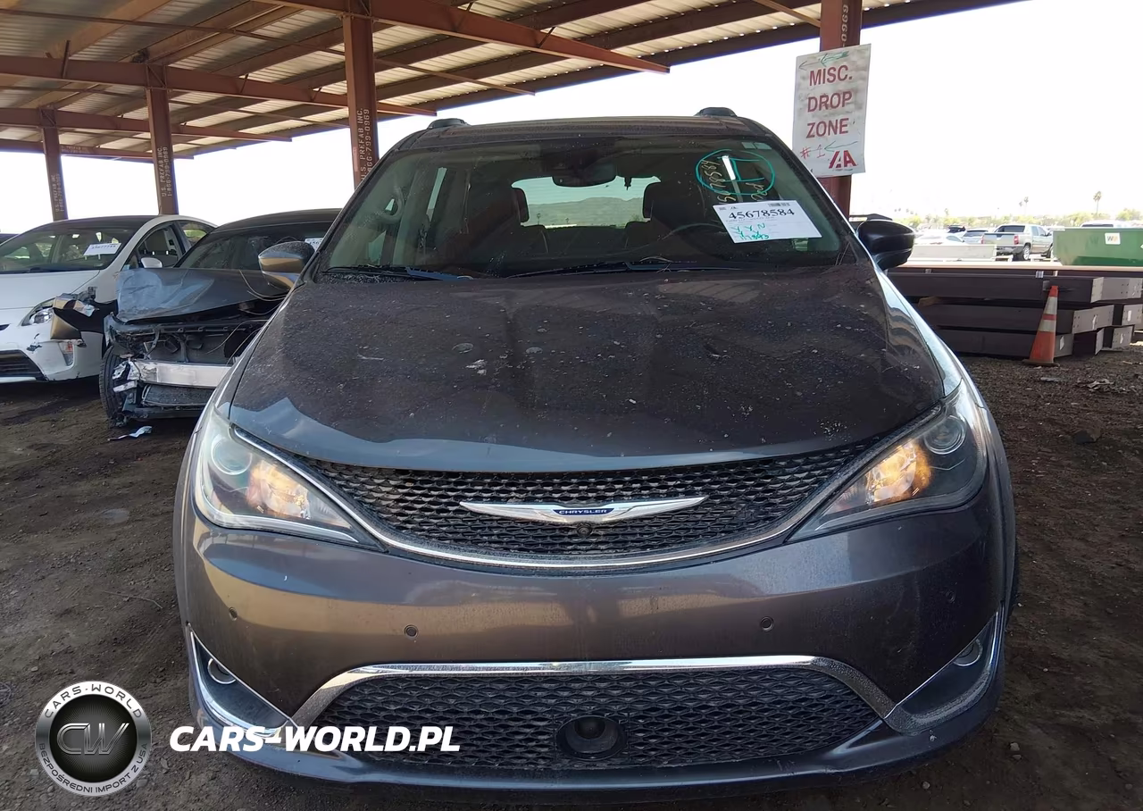 2020 Chrysler Pacifica Touring L VIN:2C4RC1BG9LR190521 - 6
