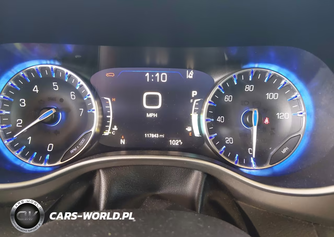 2020 Chrysler Pacifica Touring L VIN:2C4RC1BG9LR190521 - 7