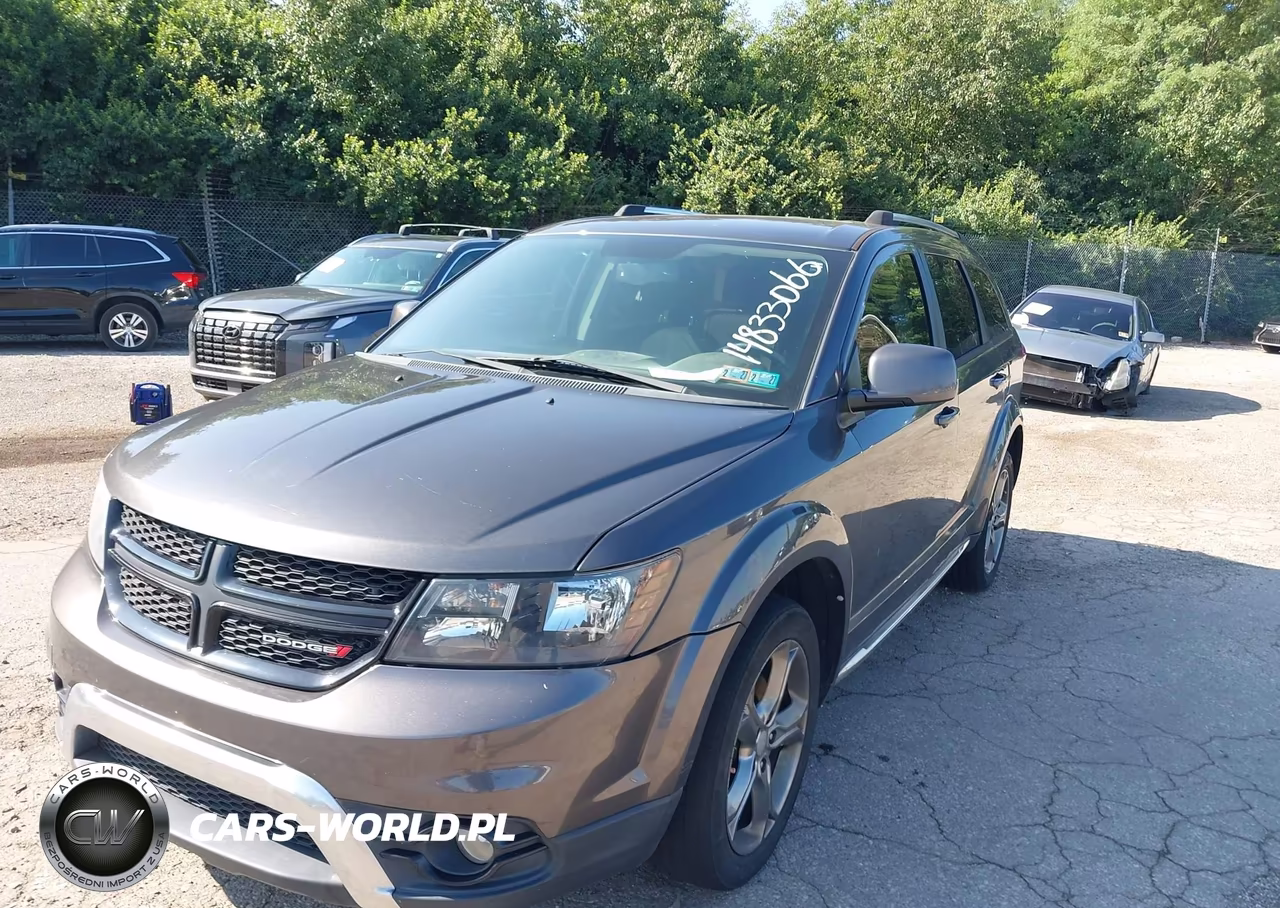 2016 Dodge Journey Crossroad VIN:3C4PDCGB2GT225819 - 2