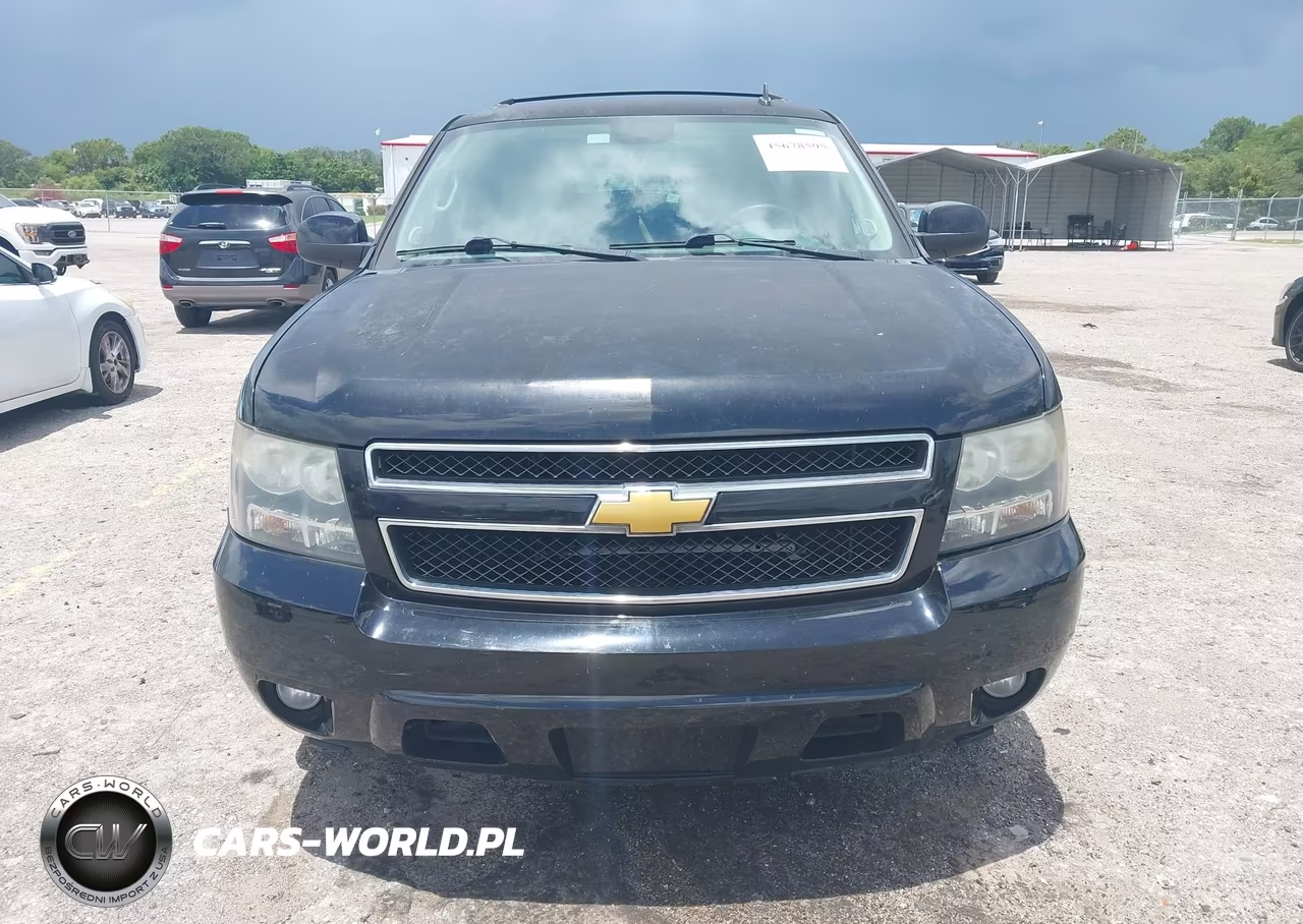 2014 Chevrolet Suburban Lt VIN:1GNSCJE09ER133669 - 12