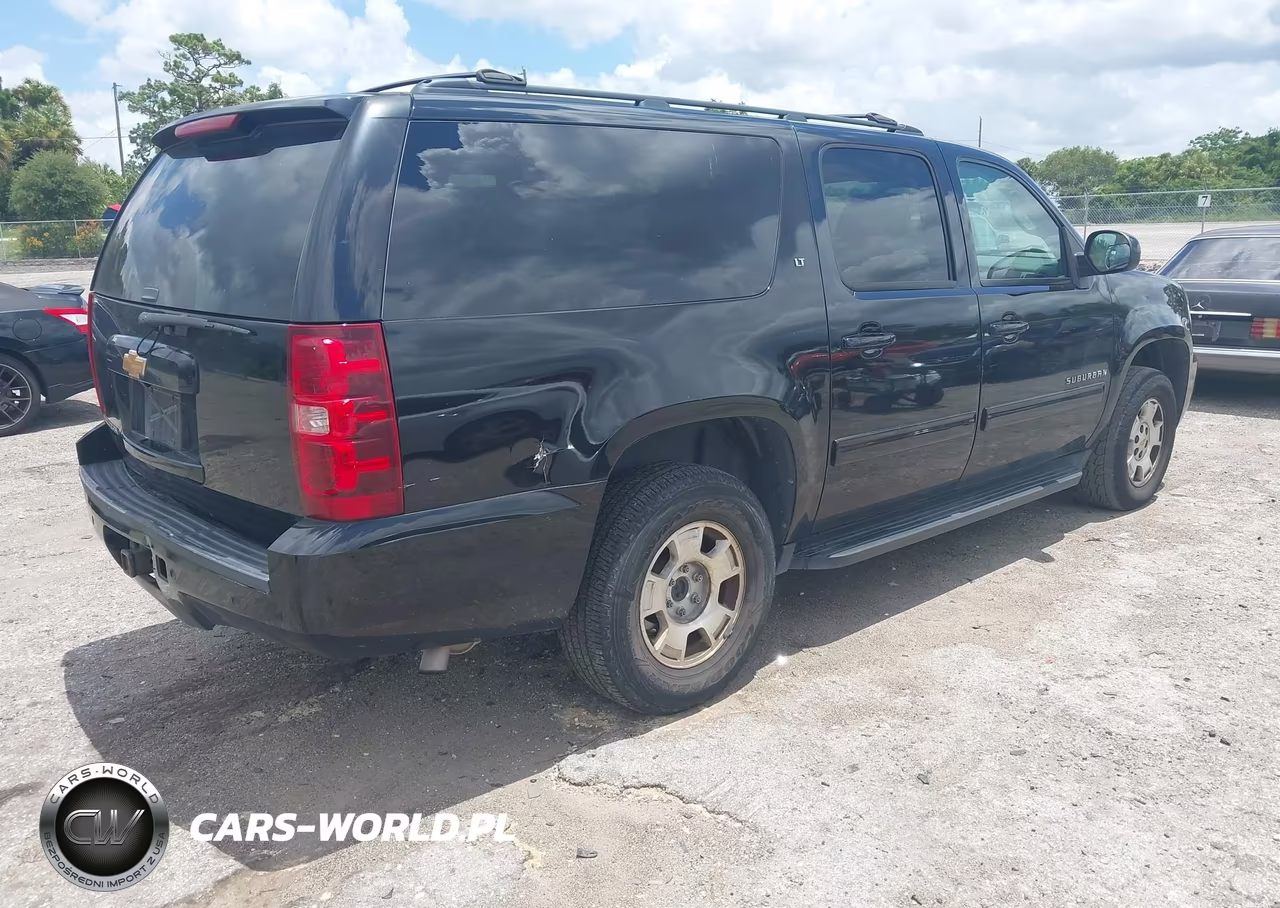 2014 Chevrolet Suburban Lt VIN:1GNSCJE09ER133669 - 4