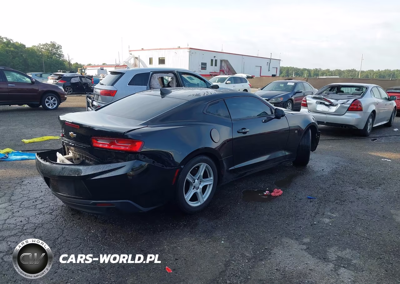 2018 Chevrolet Camaro 1Lt VIN:1G1FB1RX3J0184886 - 4