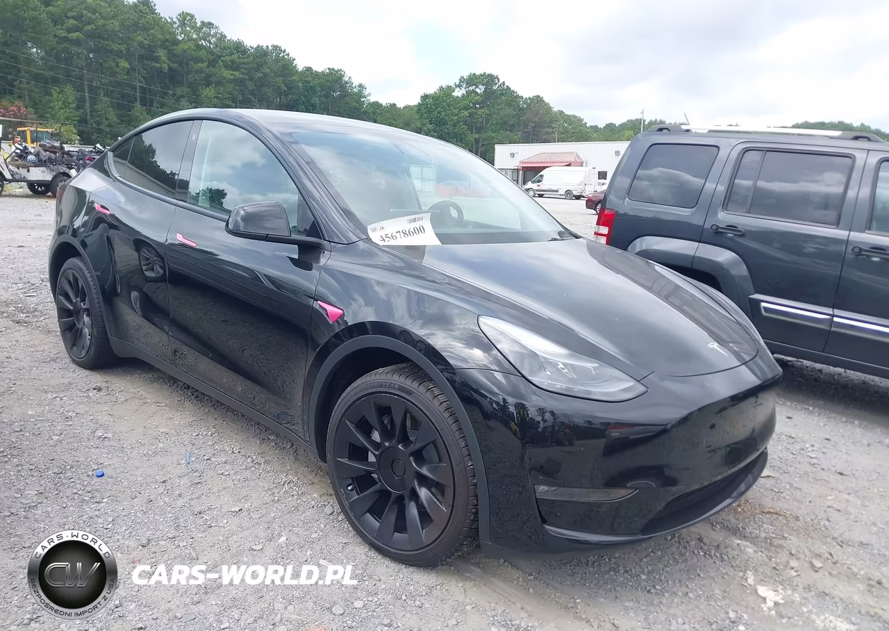 2023 Tesla Model Y Awd-Long Range Dual Motor All-Wheel Drive – zdjęcie 1 z 17