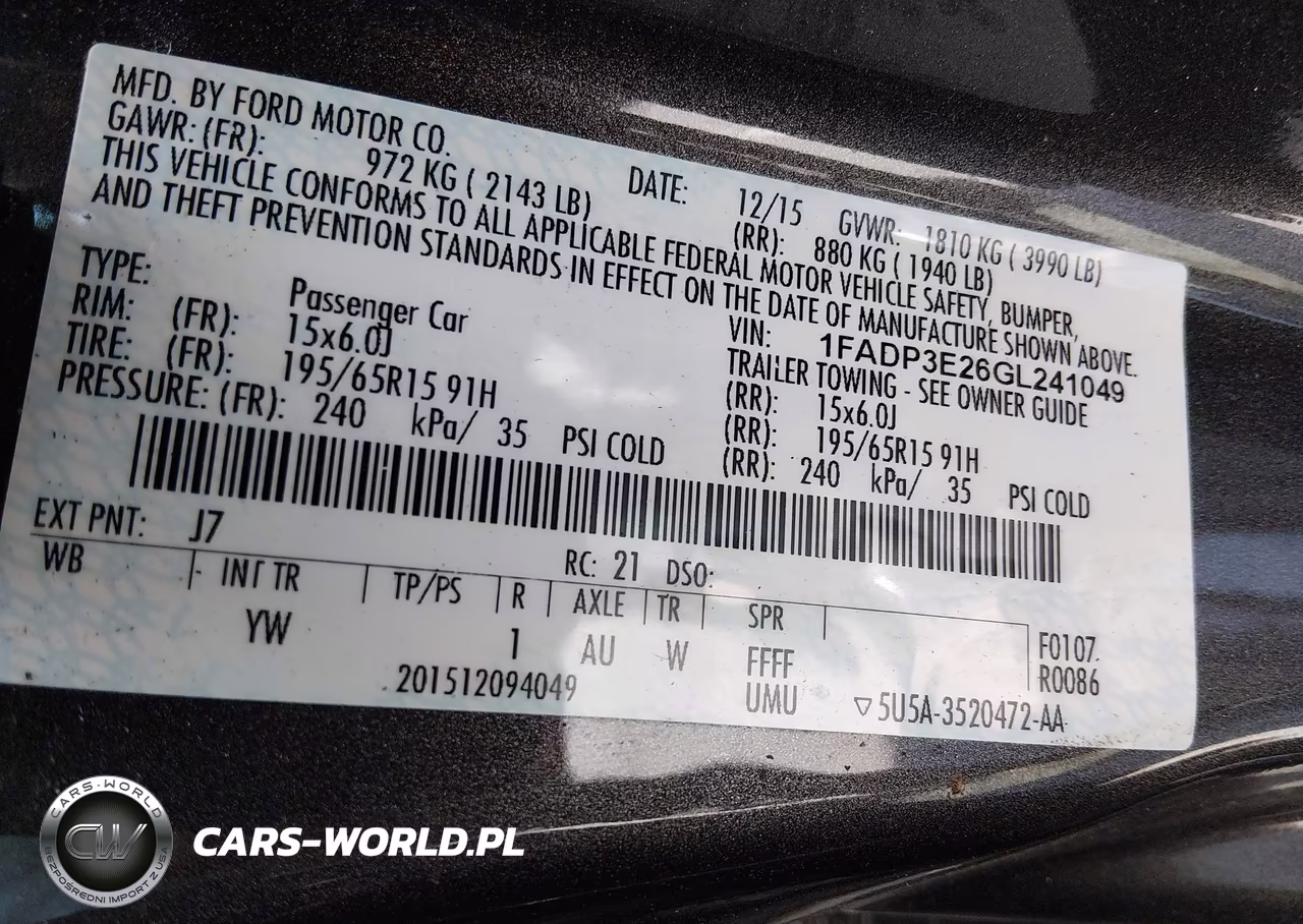 2016 Ford Focus S VIN:1FADP3E26GL241049 - 9
