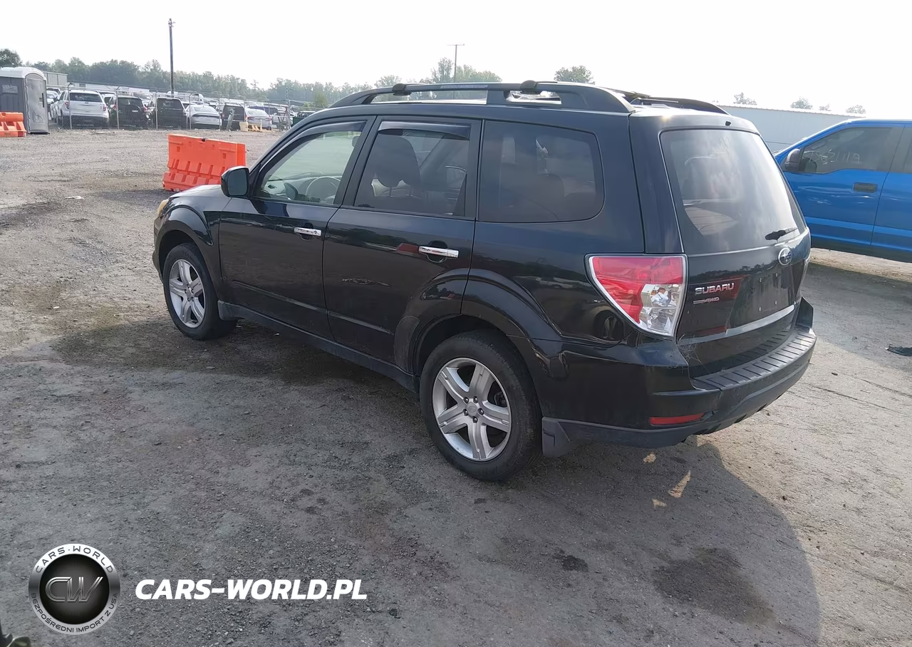 2010 Subaru Forester 2.5X Premium VIN:JF2SH6CC5AH754736 - 3